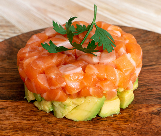 sushi nigiri de salmón