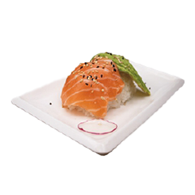 Tartar arroz, salmón, aguacate y sésamo